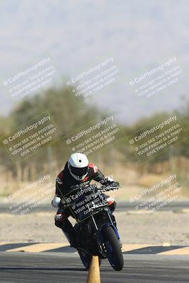 media/Oct-30-2025-Racers Edge (Thu) [[dabbdaf680]]/3-B Group/Session 2 Turn 2/